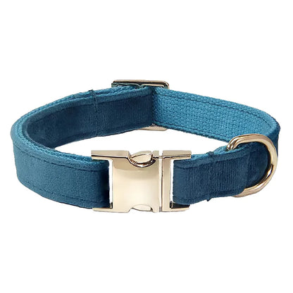 Collier personnalisé en peau de cerf pour chat et chien